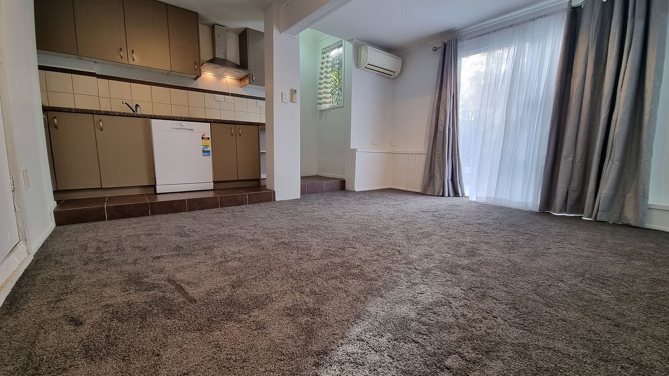 2/40 Bayview Road, Bayview, Auckland - Carousel 1