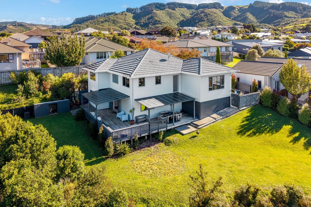 21 McEwen Crescent, Riverstone Terraces, Upper Hutt - Carousel 26