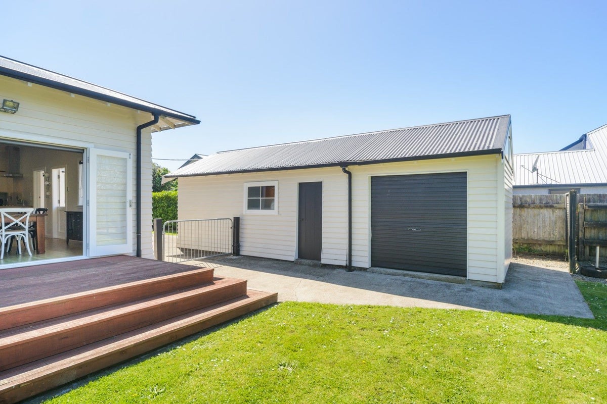 20 Knowles Street, Terrace End, Palmerston North - Carousel 35