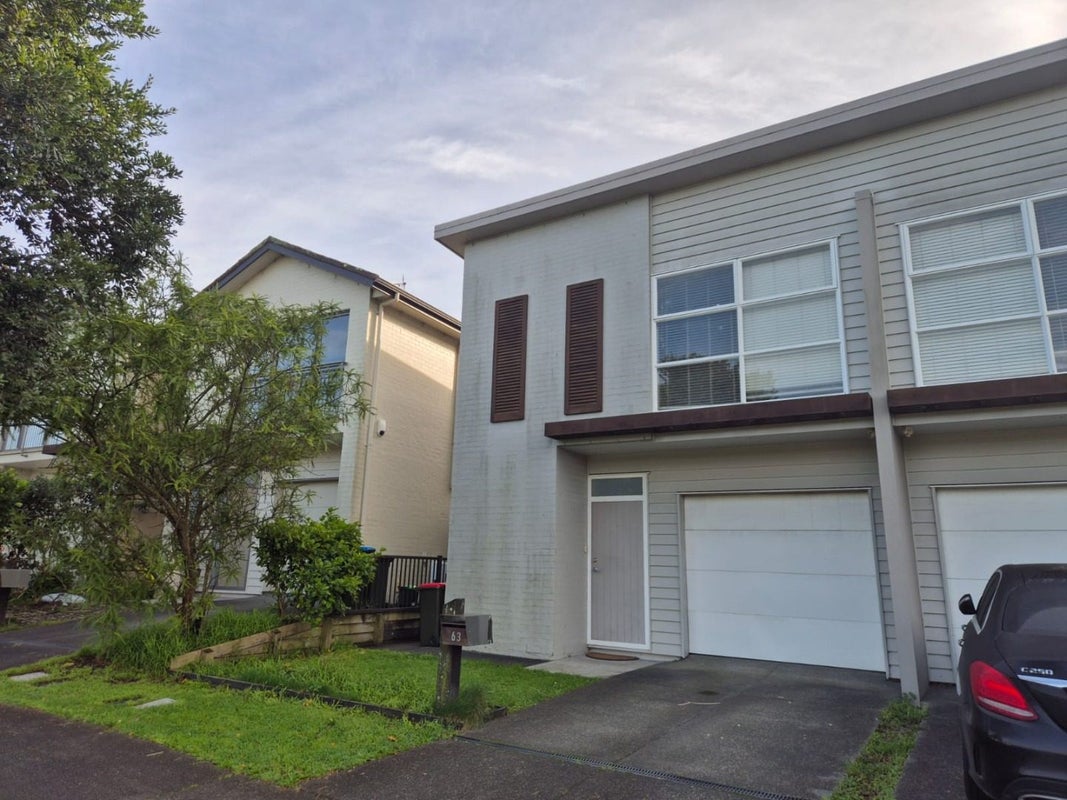 63 Tephra Boulevard, Stonefields, Auckland - Carousel 1