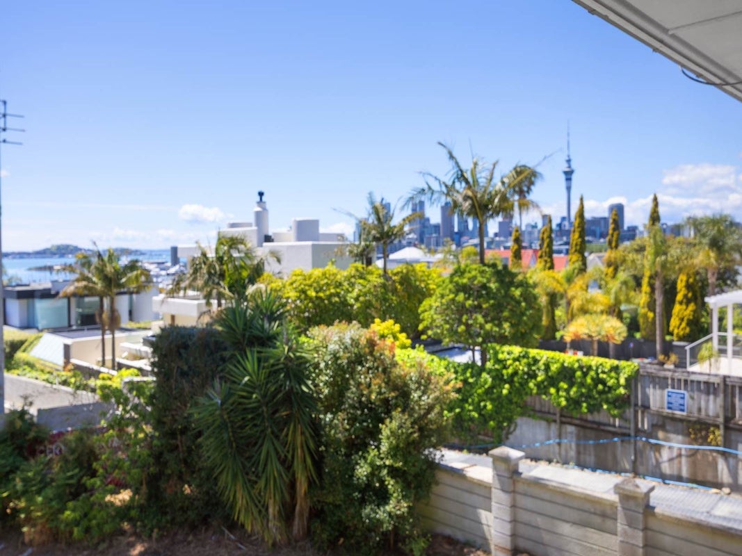 91 Shelly Beach Road, Saint Marys Bay, Auckland - Carousel 1