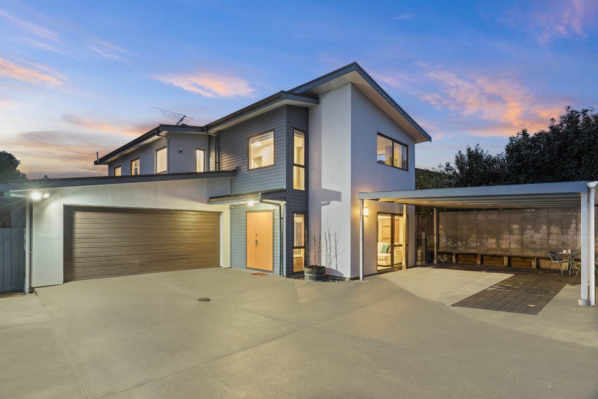 22A Karamu Street, Te Atatu Peninsula, Auckland - Carousel 1