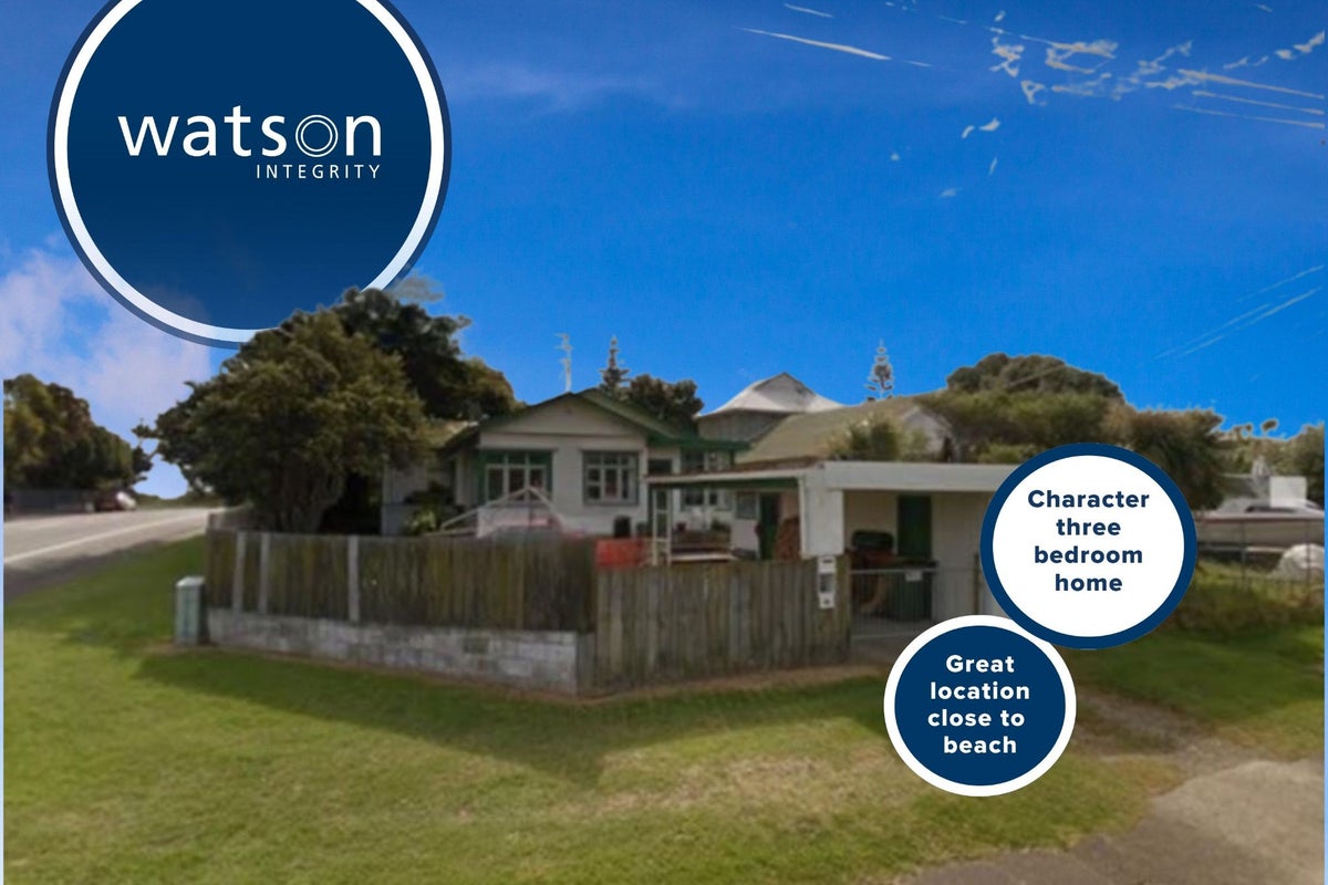 64 Seaview Road, Paraparaumu Beach, Paraparaumu - Carousel 1