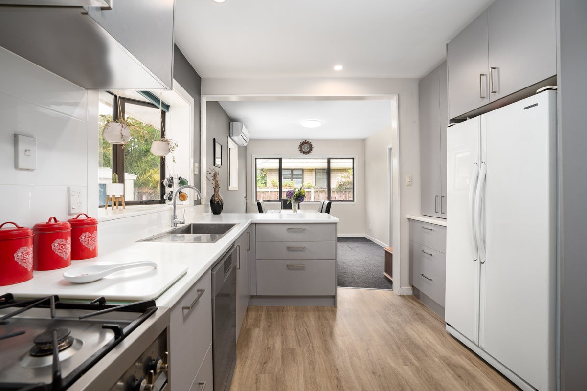 466 Innes Road, Mairehau, Christchurch - Carousel 1