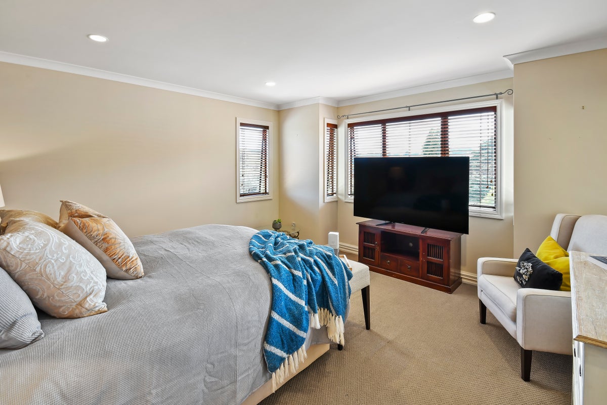 87 Mt Lebanon Crescent, The Gardens, Auckland - Carousel 35