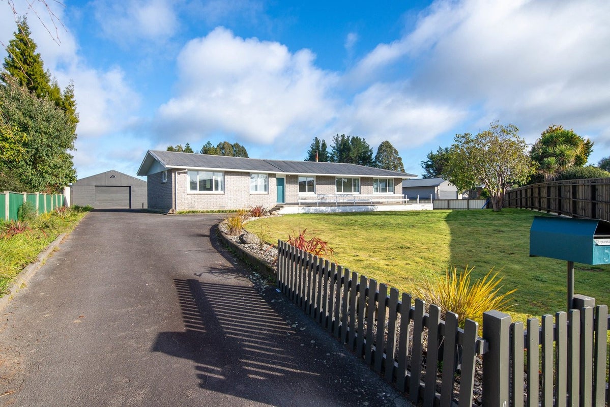 5 Munro Place, Ngongotaha, Rotorua - Carousel 2