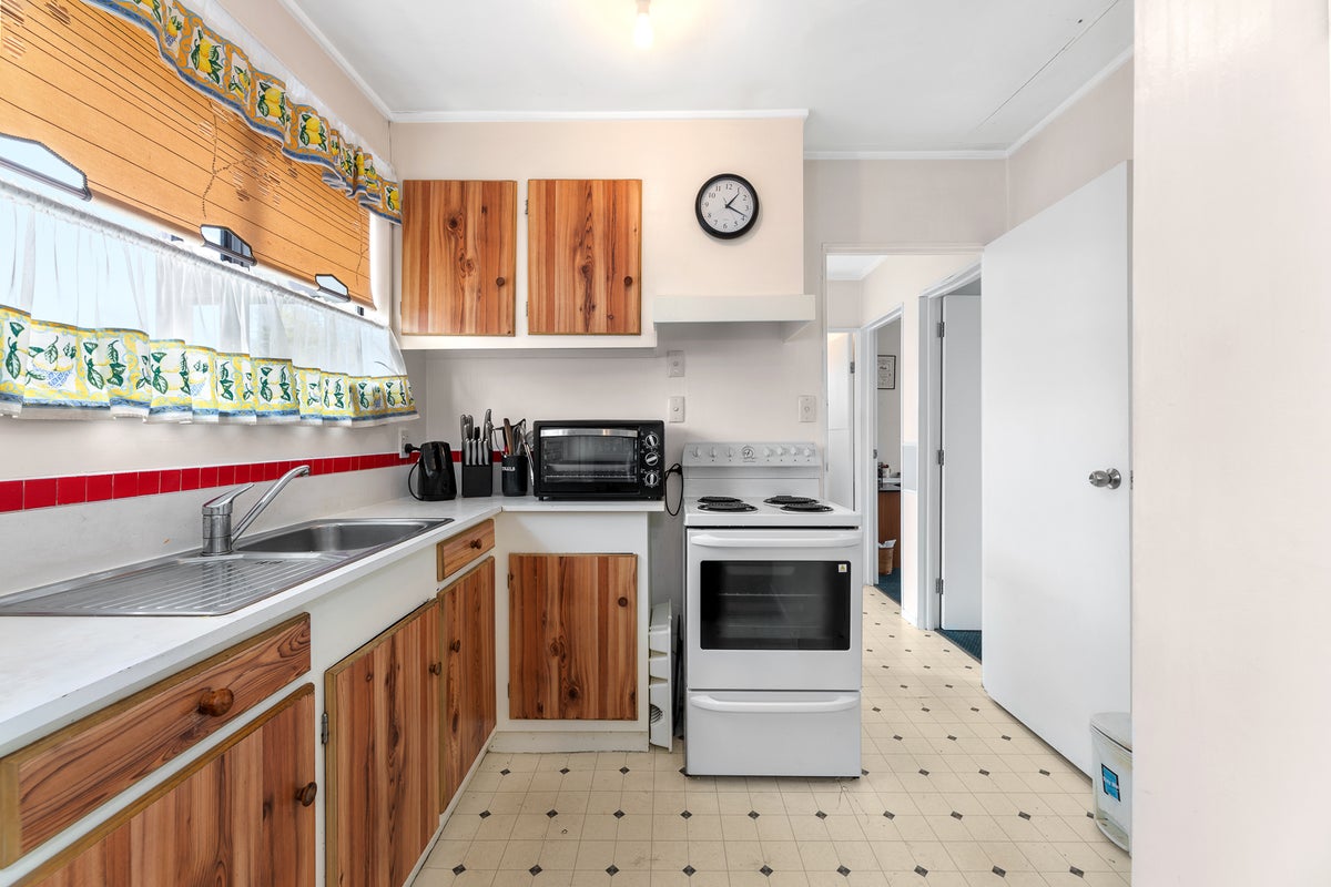 22B Ward Street, Springlands, Blenheim - Carousel 2