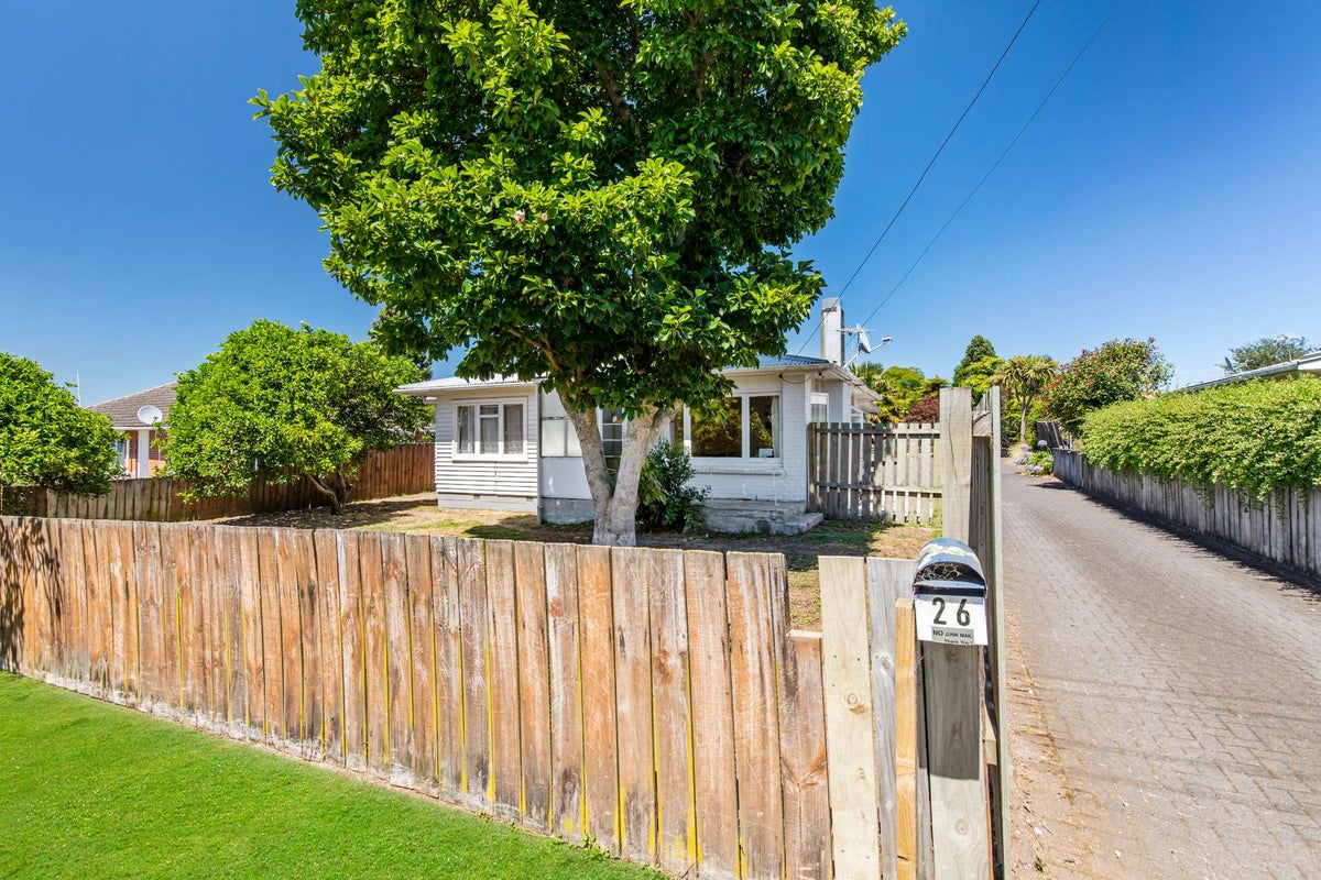 26 Island View Road, Western Heights, Rotorua - Carousel 1