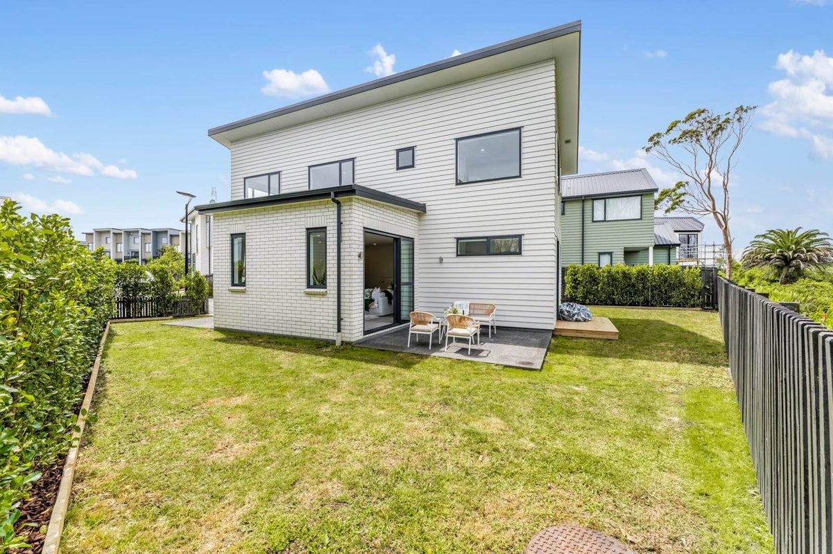 6 Teuila Grove, Wai o Taiki Bay, Auckland - Carousel 2