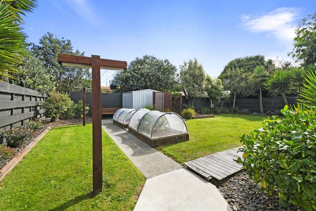 10 Wikiriwhi Crescent, Awapuni, Palmerston North - Carousel 21