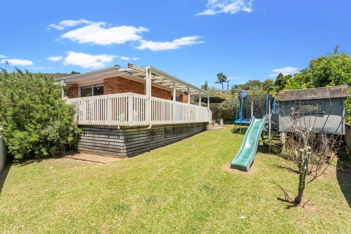 88 Hetherington Road, Ranui, Auckland - Carousel 1
