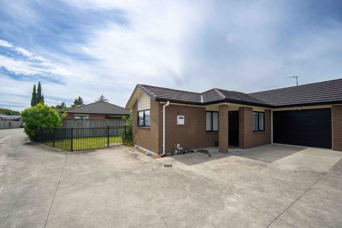 5/63 Knighton Road, Hillcrest, Hamilton - Carousel 2