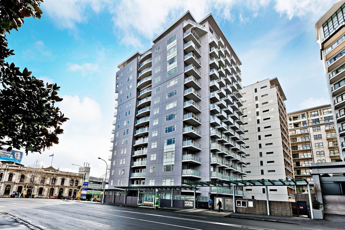 5D/135 Victoria Street West, Auckland Central, Auckland - Carousel 1