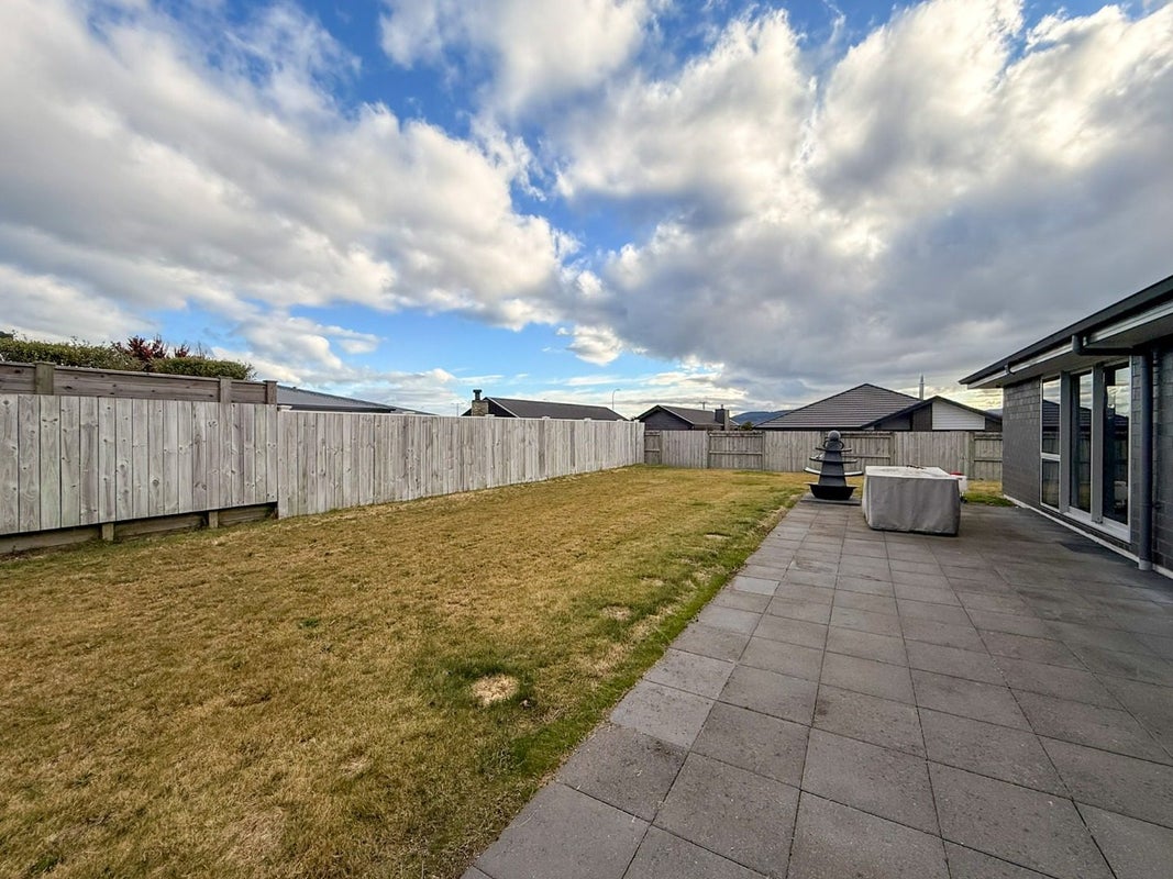 7 Kara Place, Wharewaka, Taupo - Carousel 2