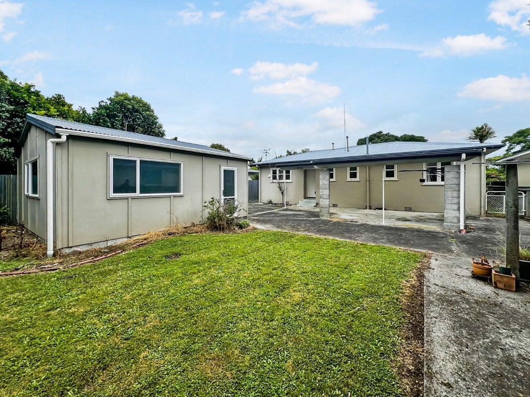 115 Pahiatua Street, Hokowhitu, Palmerston North - Carousel 11