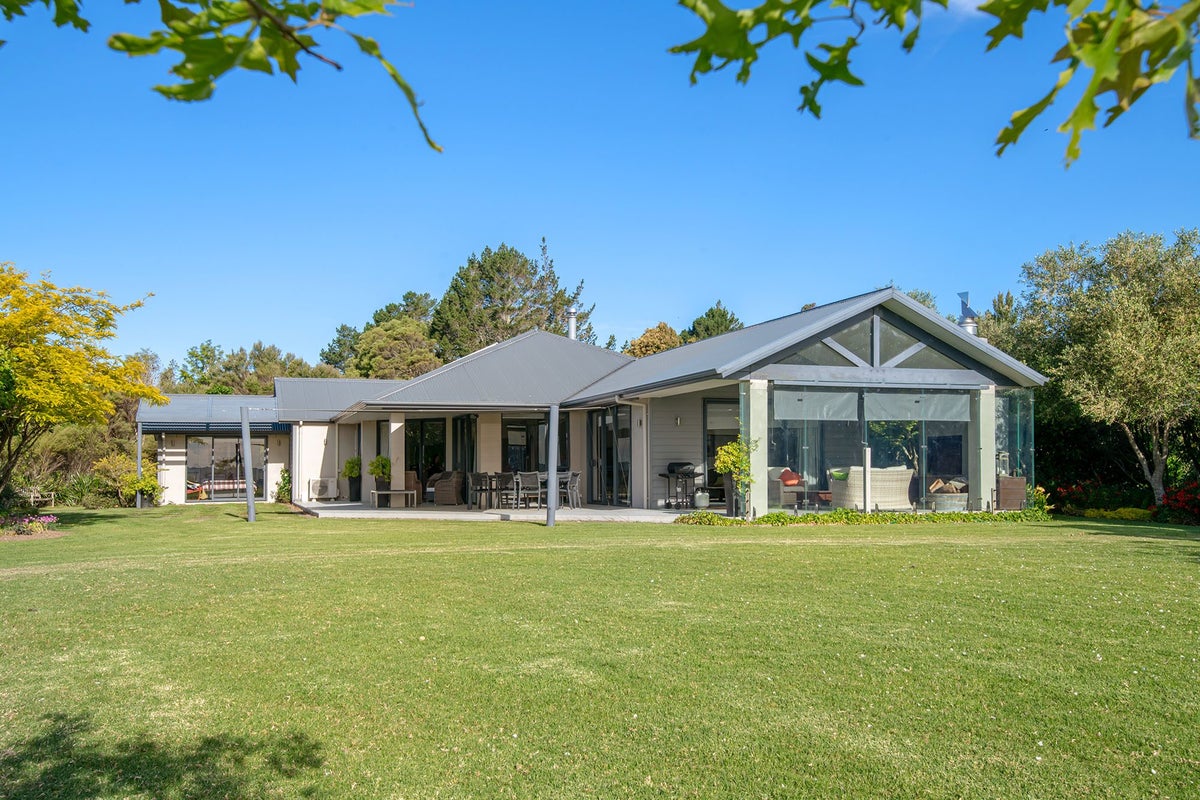 69A Pipitiwai Drive, Kaukapakapa - Carousel 1