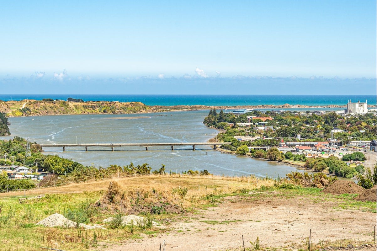 7 Tower Crescent, Durie Hill, Whanganui, Manawatu / Whanganui - Carousel 2