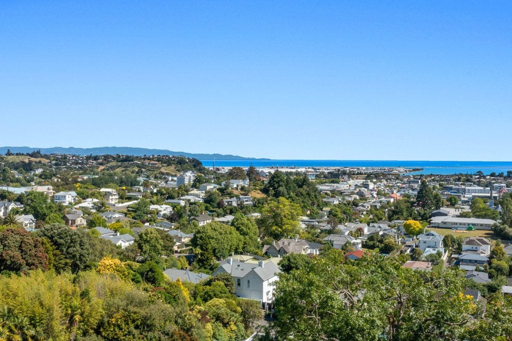 8 St John Drive, Nelson South, Nelson - Carousel 30