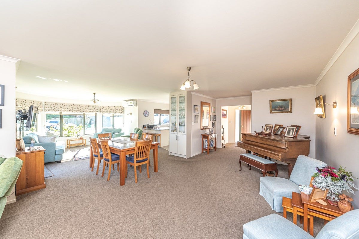 35 Edith Collier Drive, Otamatea, Whanganui - Carousel 2