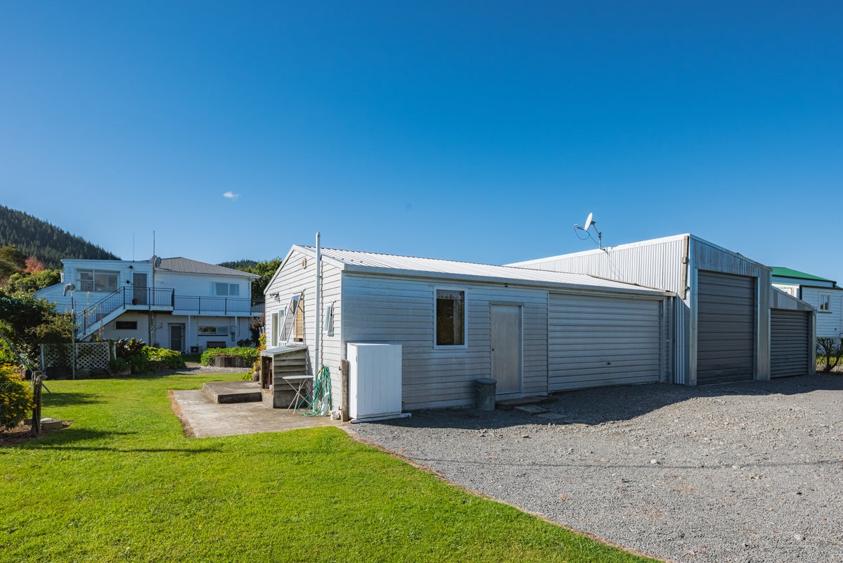 1866 State Highway 1, Tuamarina, Blenheim - Carousel 23