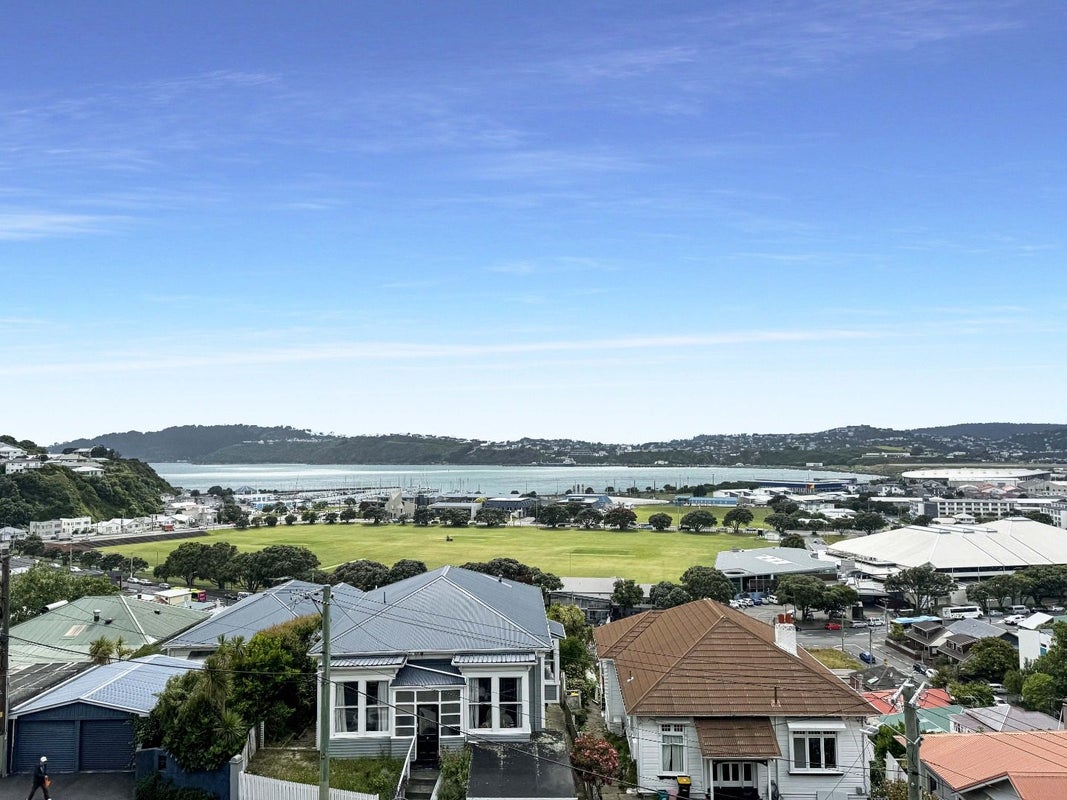 6 Crawford Road, Kilbirnie, Wellington - Carousel 2