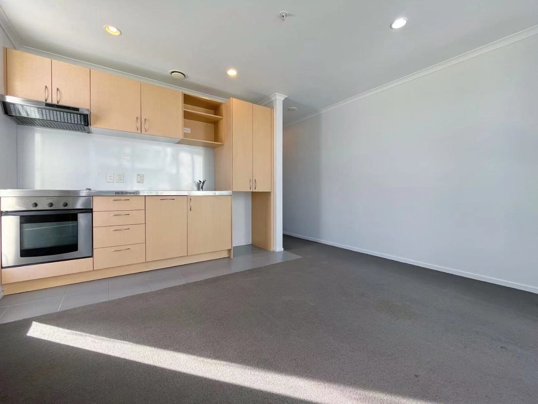 3N/20 Charlotte Street, Eden Terrace, Auckland - Carousel 2