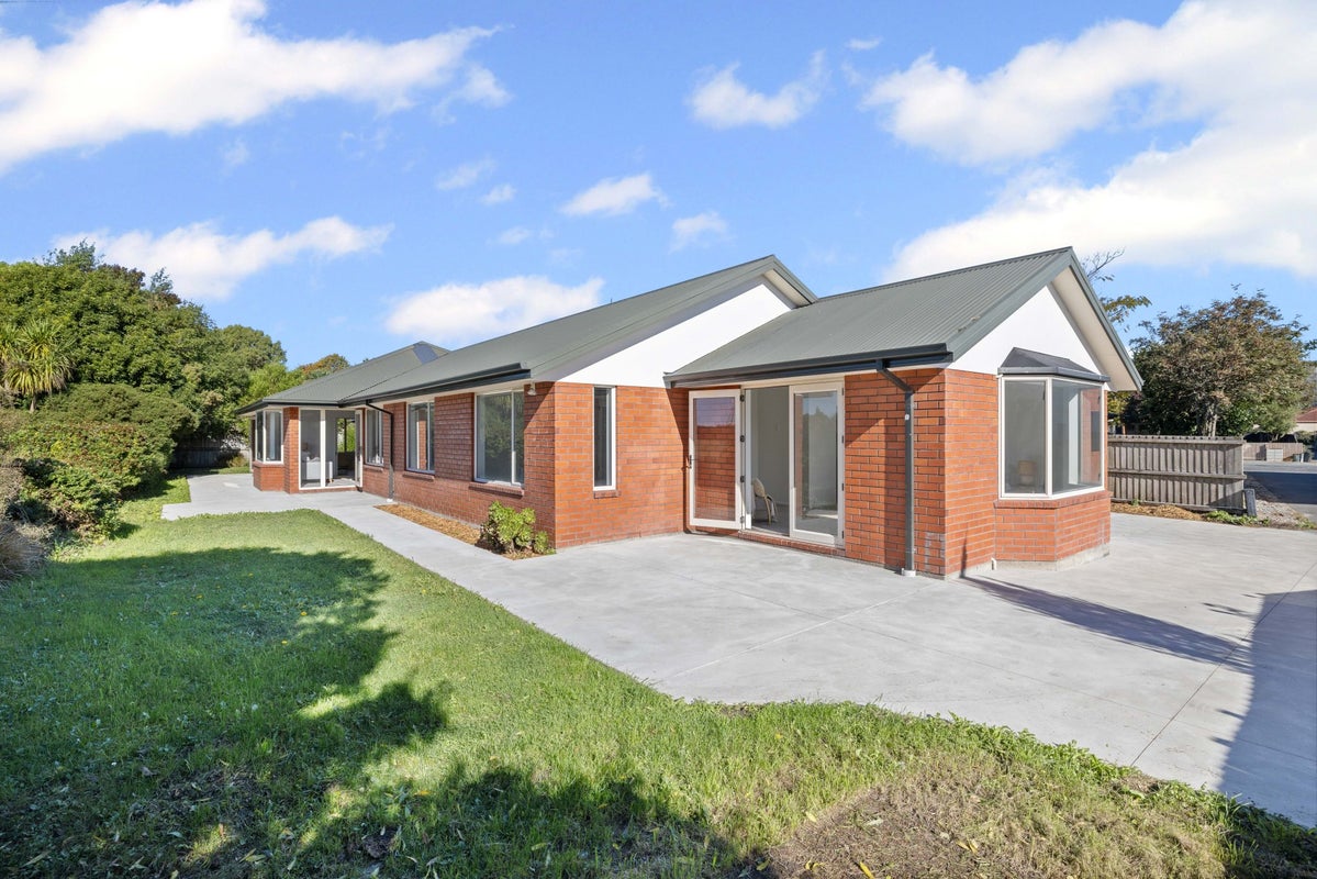 9 Shearwater Drive, Woolston, Christchurch - Carousel 1