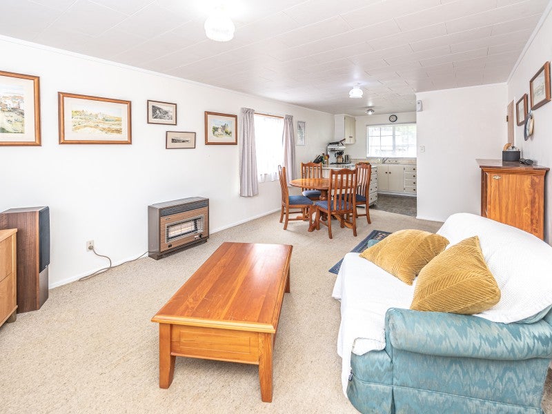 63B Ikitara Road, Whanganui East, Whanganui - Carousel 2