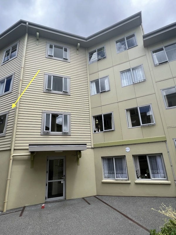 44/4 Sussex Street, Mount Cook, Wellington - Carousel 1