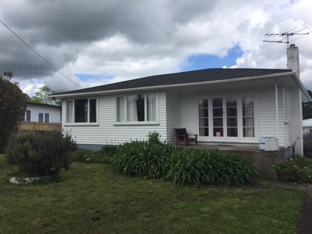 28 Trigg Road, Huapai, Kumeu - Carousel 1