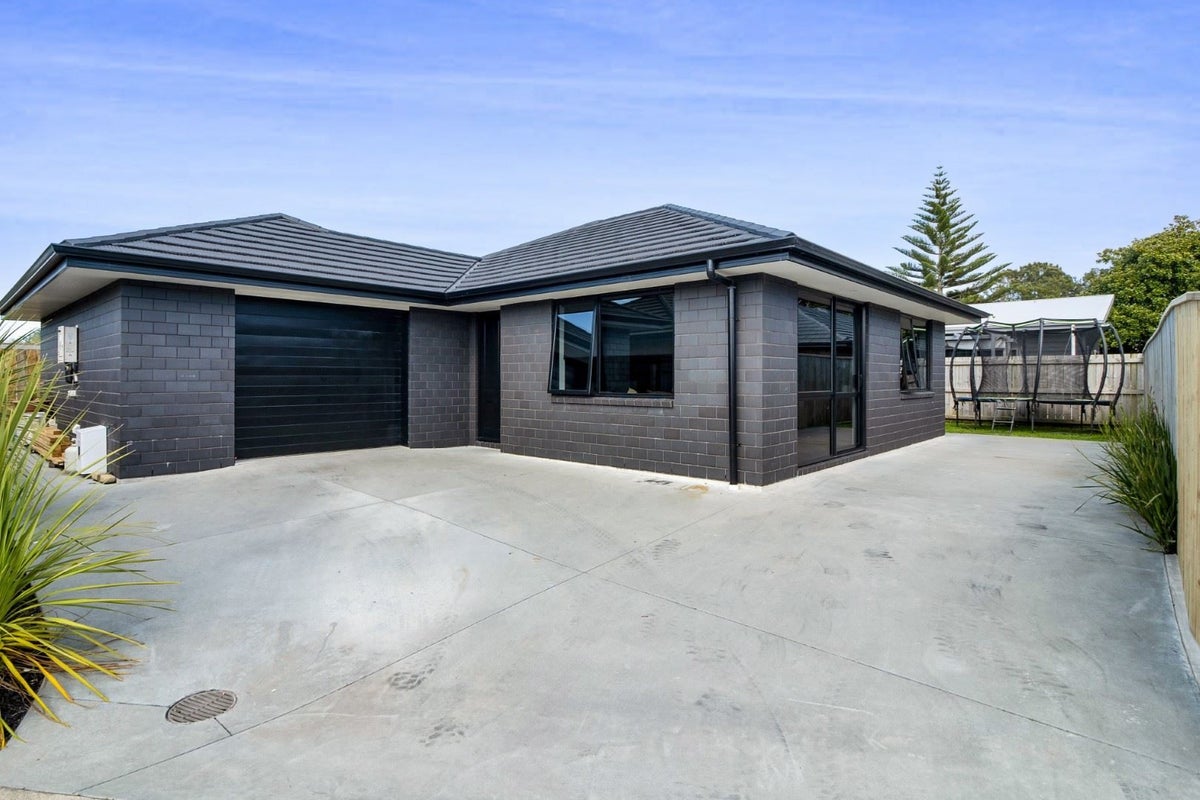 9 Nukuroa Close, Waitara, Waitara - Carousel 1