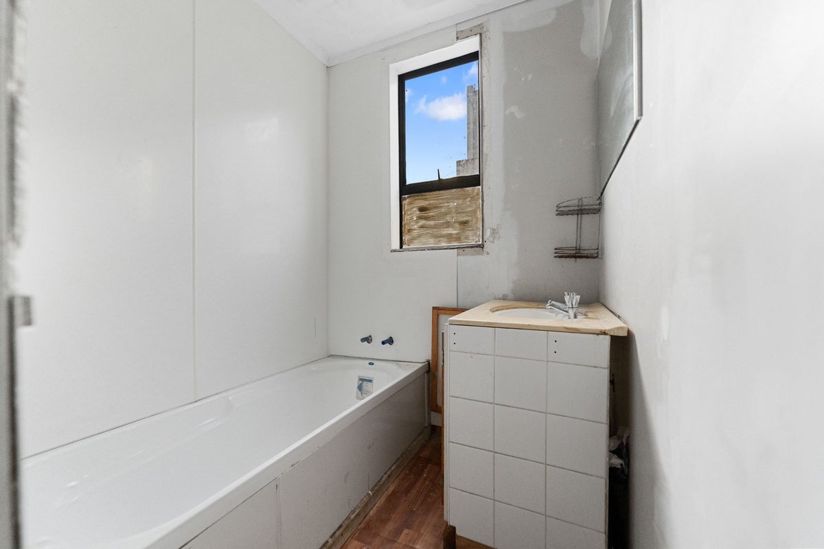 28 Church Street, Otahuhu, Auckland - Carousel 2