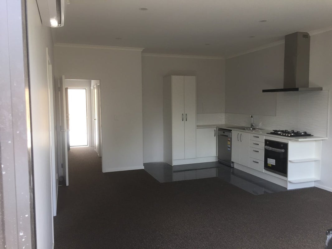 6/2 Rosalind Street, Deanwell, Hamilton - Carousel 7