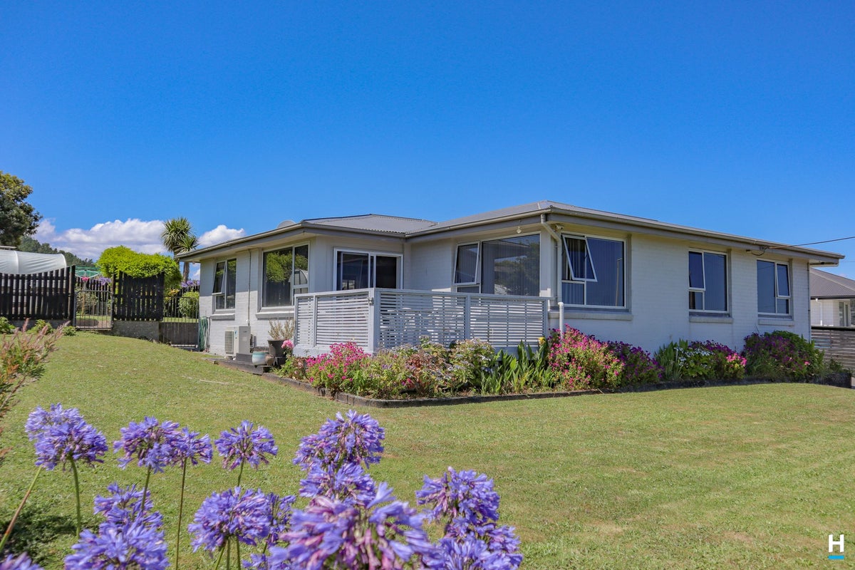 409 Main South Road, Paroa, Greymouth - Carousel 1