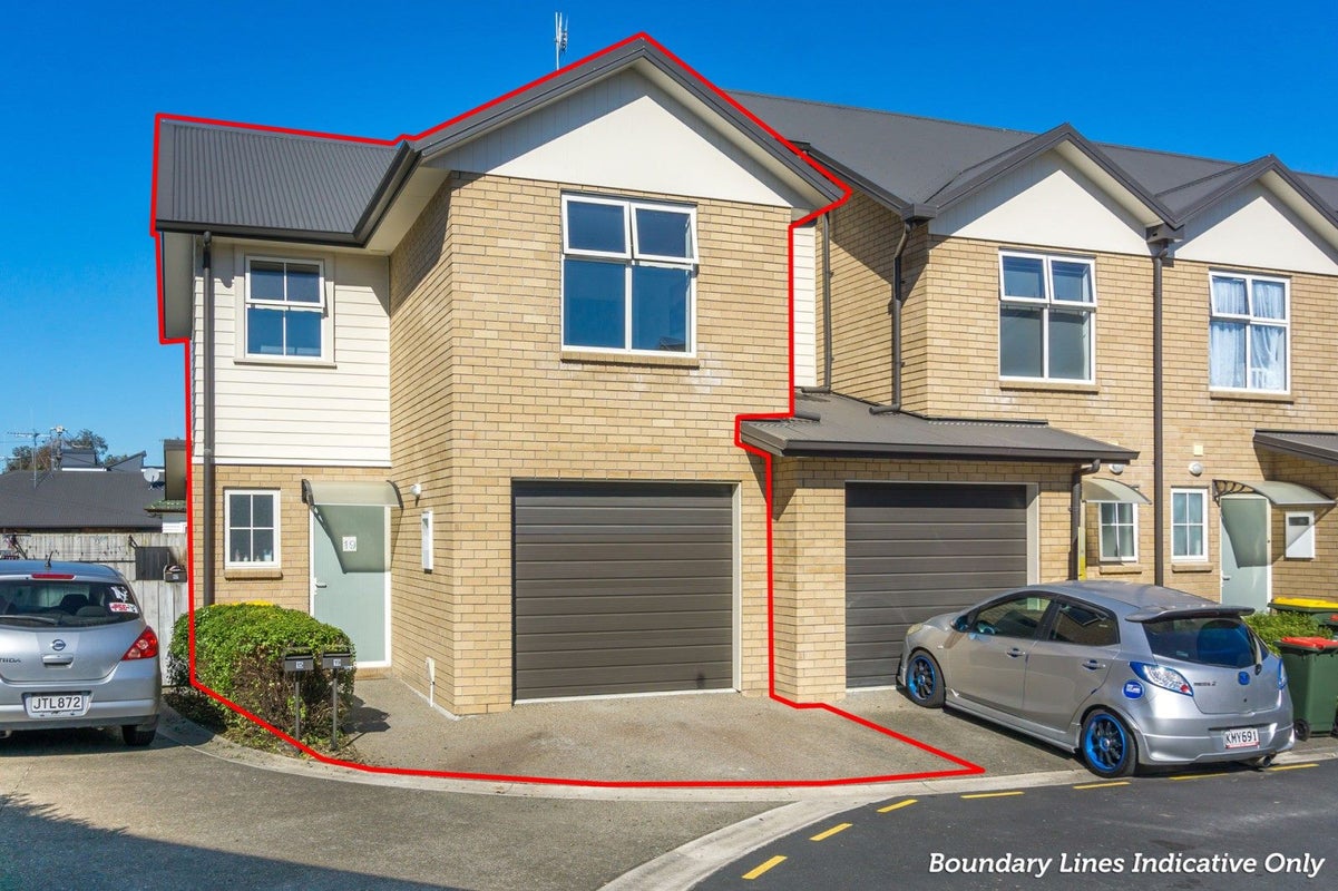 19 Chiefs Court, Hamilton East, Hamilton - Carousel 16