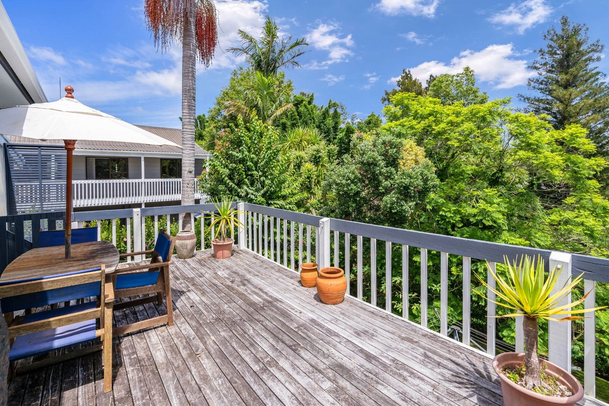 77 Hilltop Avenue, Morningside, Whangarei - Carousel 1