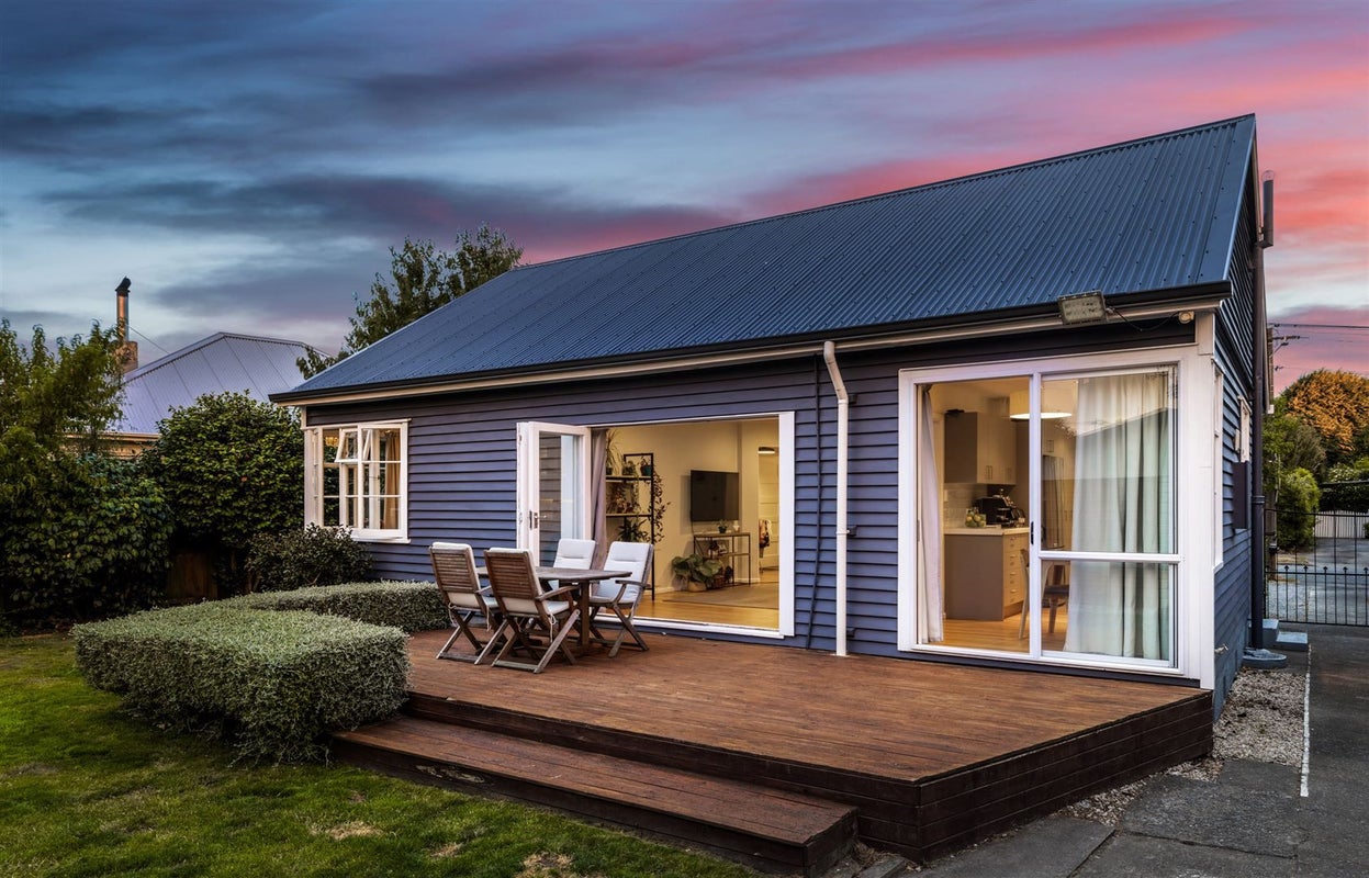 44 Pitcairn Crescent, Bryndwr, Christchurch - Carousel 1