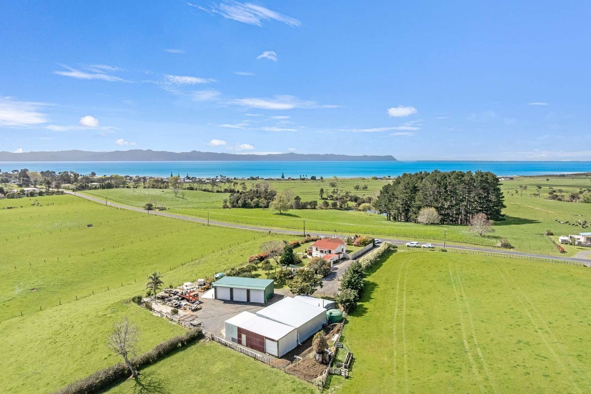 128 Kaiaua Road, Pokeno - Carousel 1