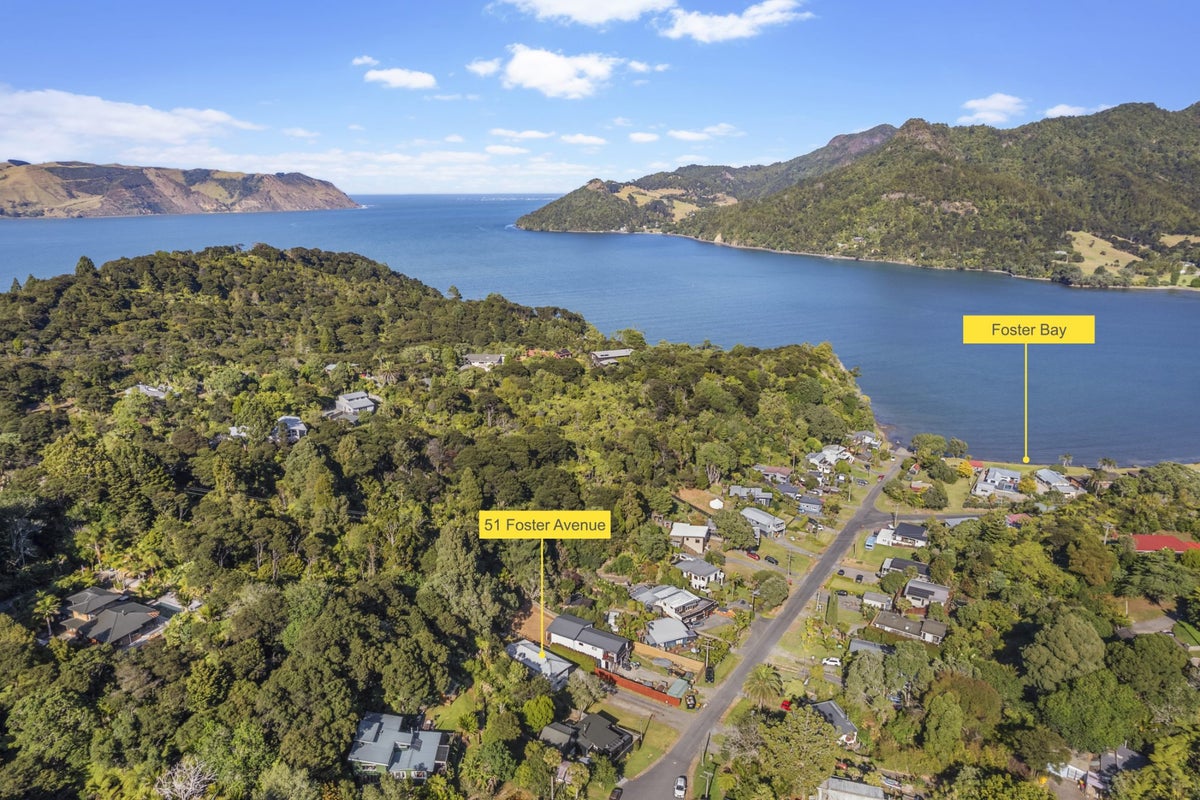 51 Foster Avenue, Huia, Waitakere City, Auckland - Carousel 2