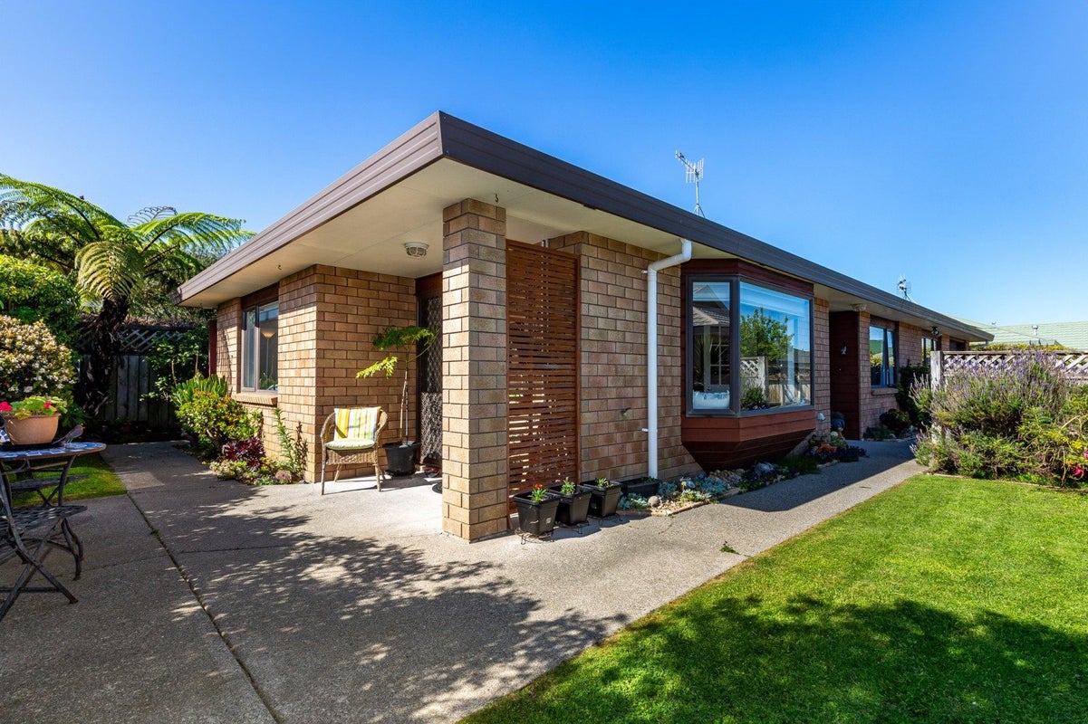 94 Cedar Drive, Paraparaumu Beach, Paraparaumu - Carousel 2
