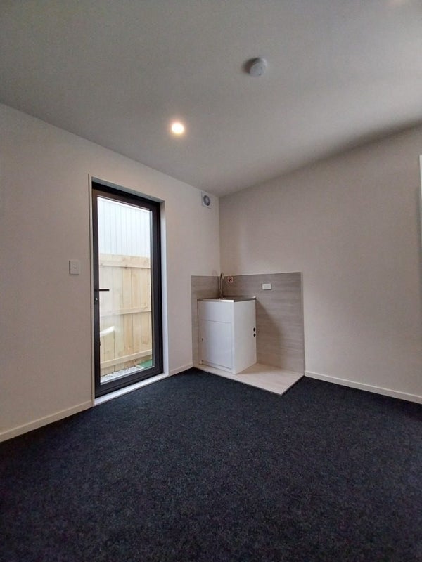 10/116 Colwill Road, Massey, Auckland - Carousel 20