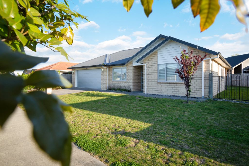 25 Teatree Close, Huntington, Hamilton - Carousel 2
