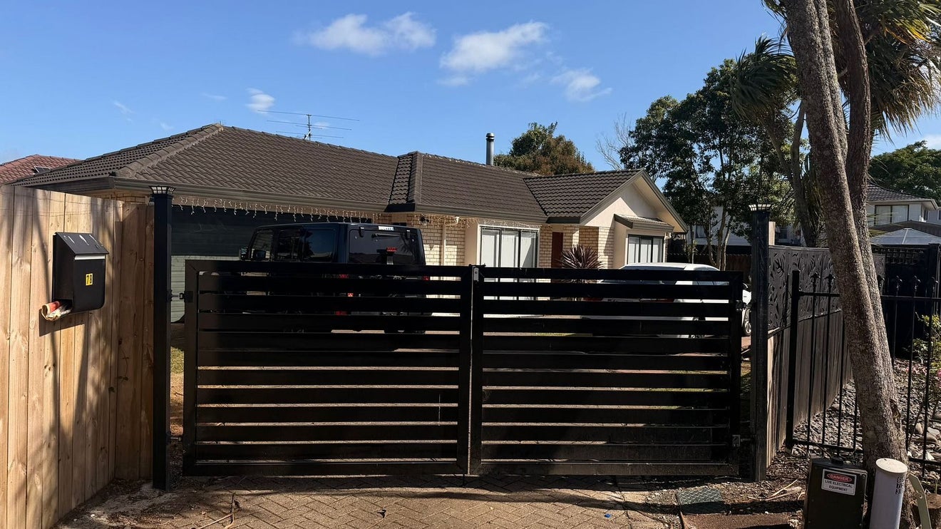 78 Sheriff Place, Randwick Park, Auckland - Carousel 2