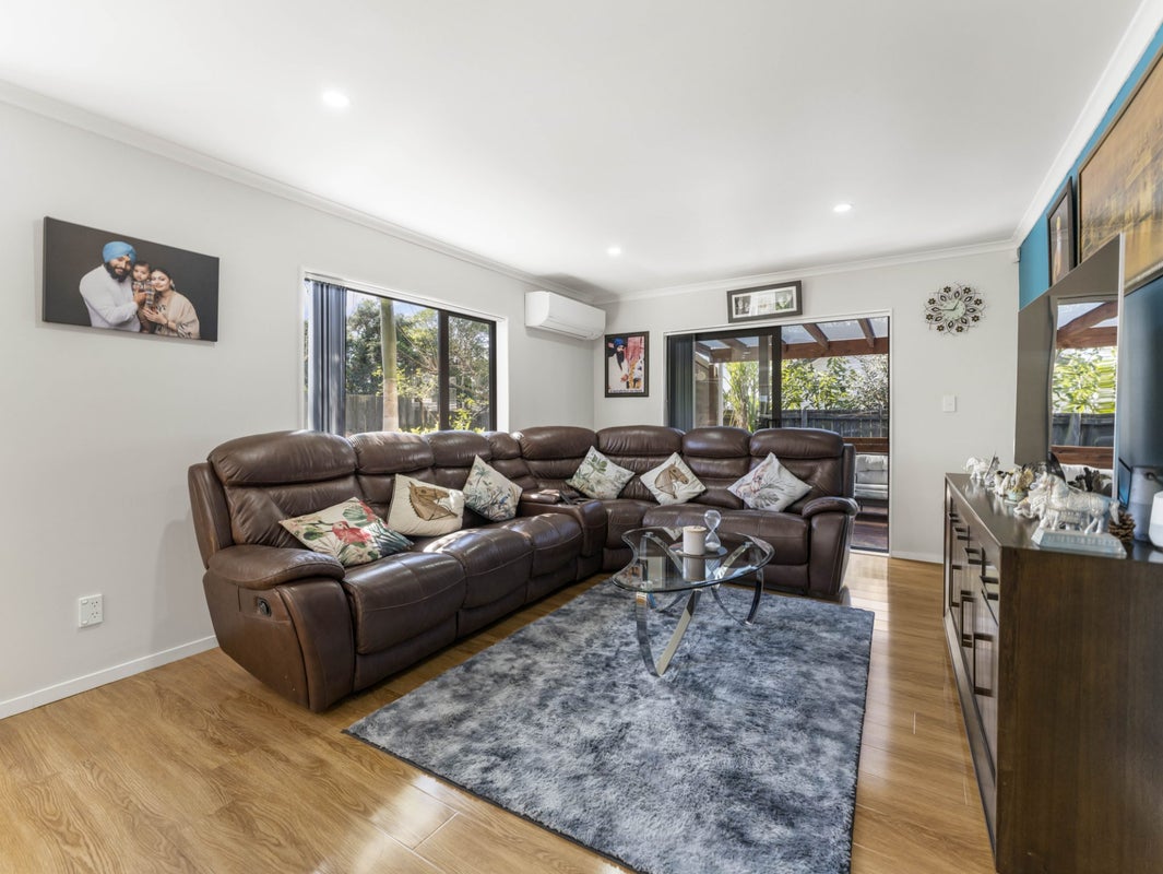 49 Tarapiroe Avenue, Takanini, Papakura, Auckland - Carousel 2