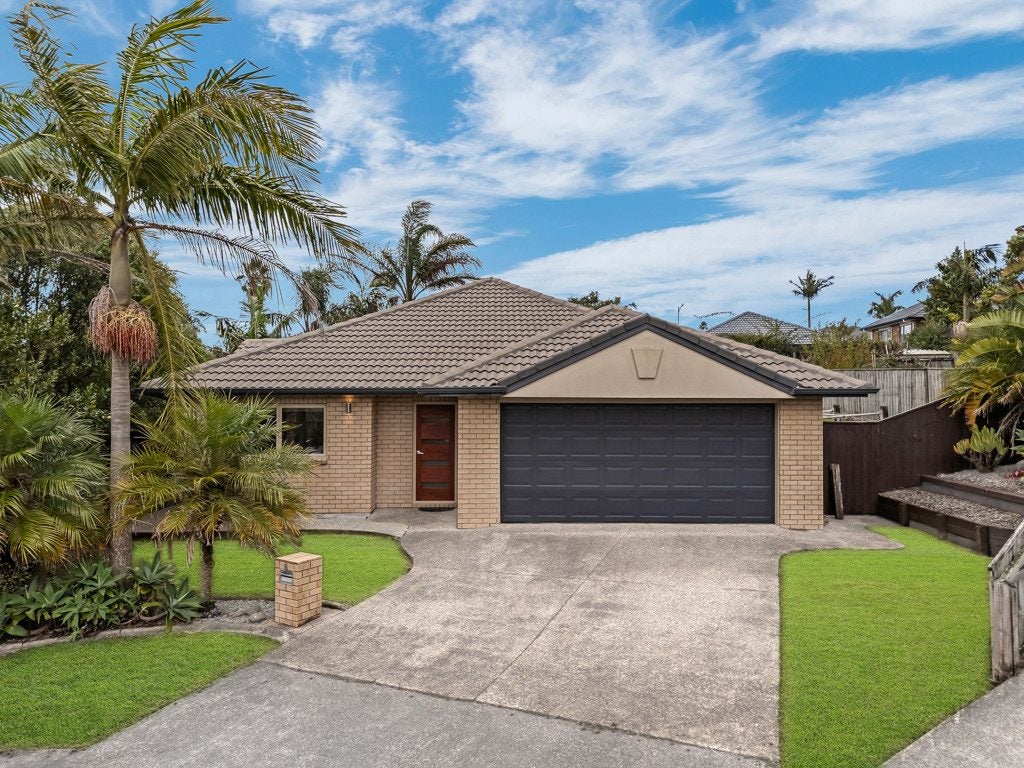 6 Luna Place, Henderson, Auckland - Carousel 1