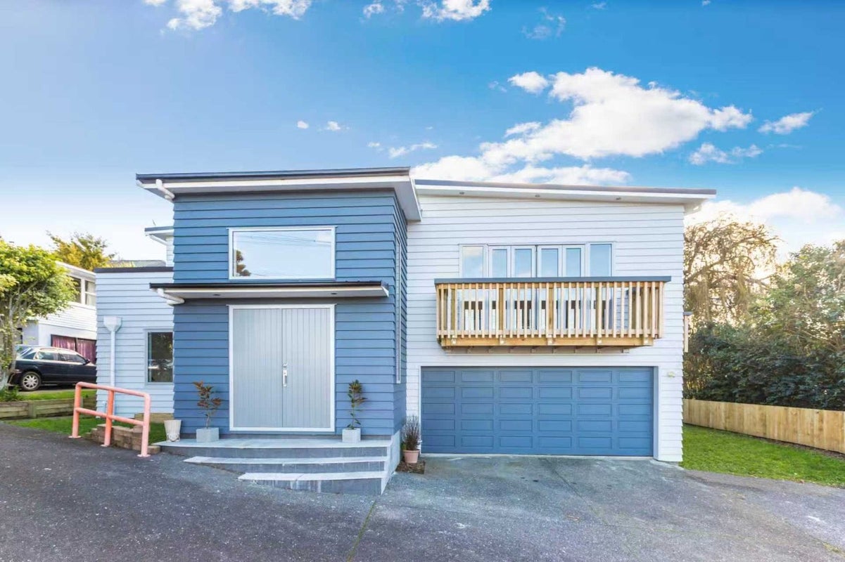 87 Hendry Avenue, Hillsborough, Auckland - Carousel 1