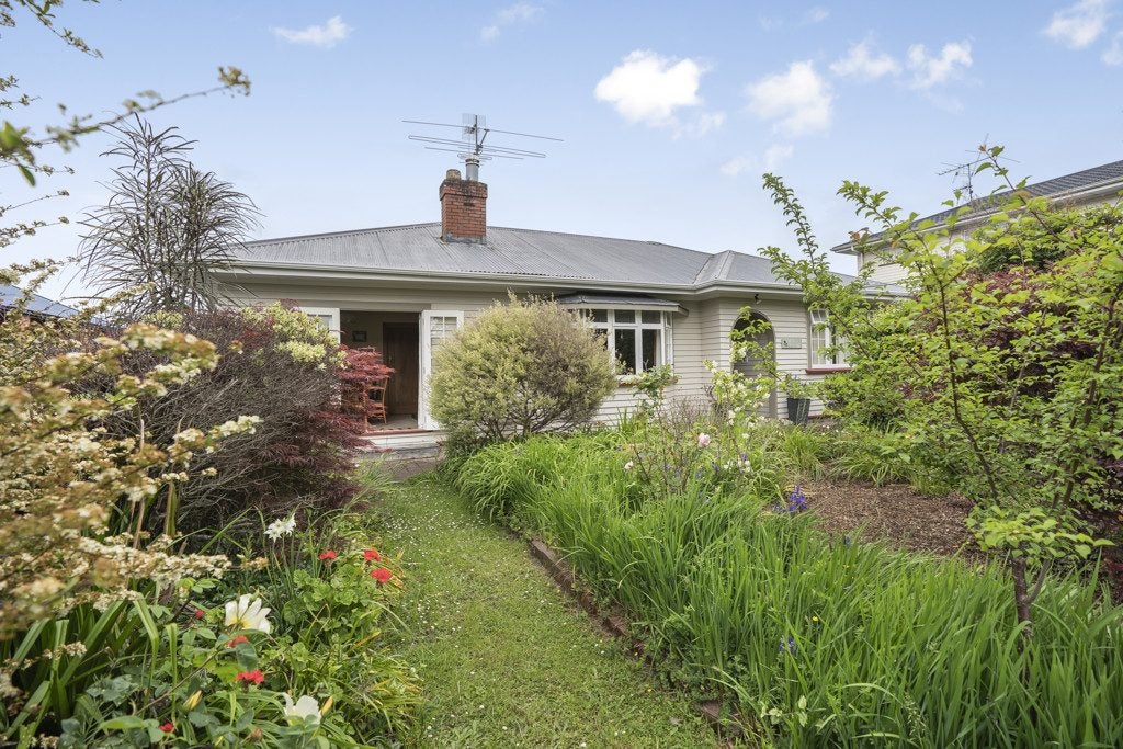 26 Melrose Street, Wallaceville, Upper Hutt - Carousel 2