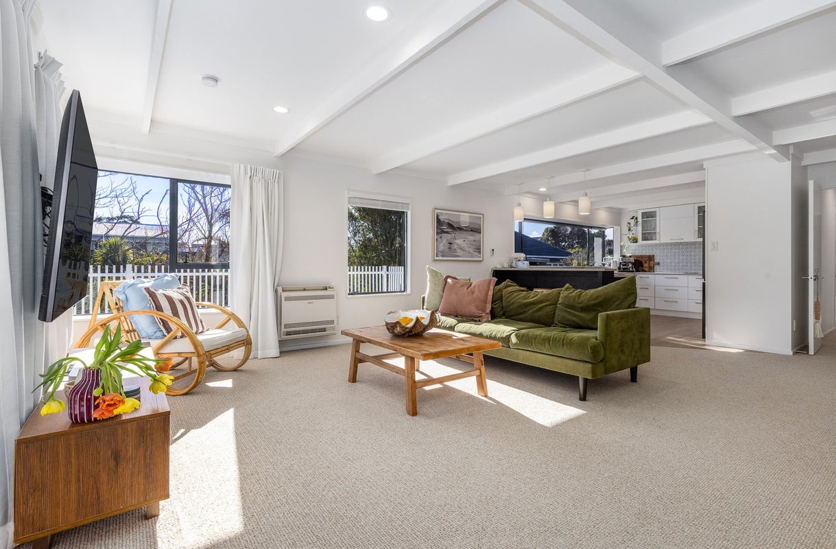 300 Rosetta Road, Raumati Beach, Paraparaumu - Carousel 2
