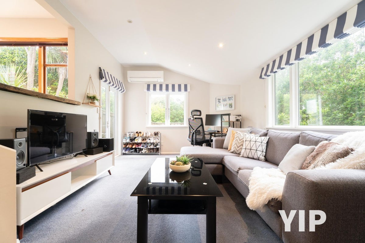 27 Monowai Road, Johnsonville, Wellington - Carousel 2