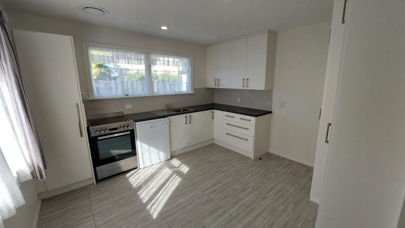 75 Inwoods Road, Parklands, Christchurch - Carousel 2